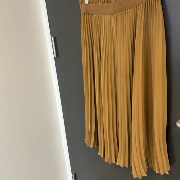 Babaton L gold/green/yellow mid accordion great condition! Classic/great colour - Picture 2 of 9